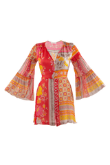 Vestido corto estampado con mangas fluidas