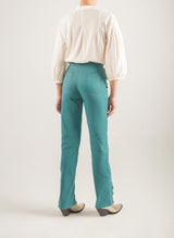 Blusa con mangas voluminosas