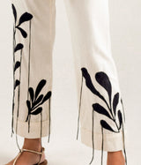 Pantalón bordado